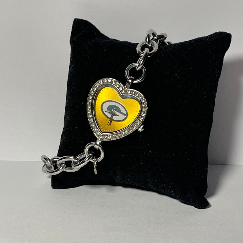 Green Bay Packers NFL Women's Heart Stainless-Steel Bracelet Watch by Game Time